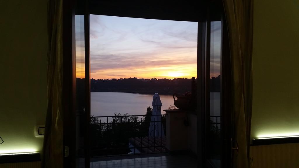 Hotel Villa Degli Angeli Castel Gandolfo Buitenkant foto