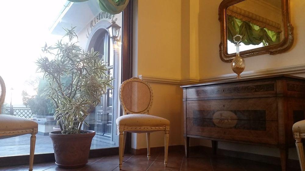 Hotel Villa Degli Angeli Castel Gandolfo Buitenkant foto