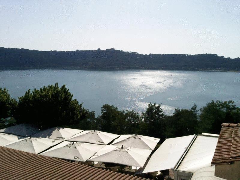 Hotel Villa Degli Angeli Castel Gandolfo Buitenkant foto