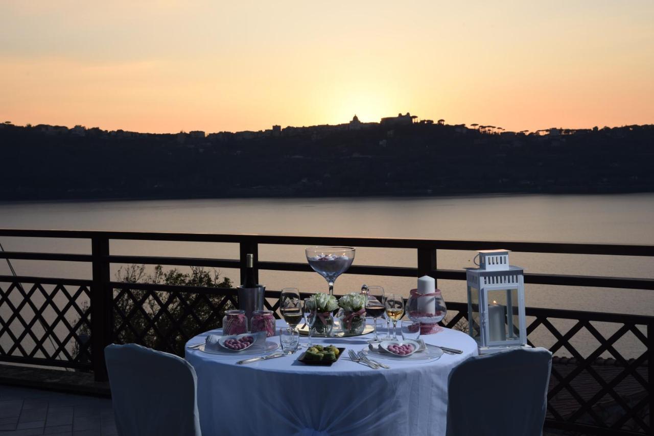 Hotel Villa Degli Angeli Castel Gandolfo Buitenkant foto